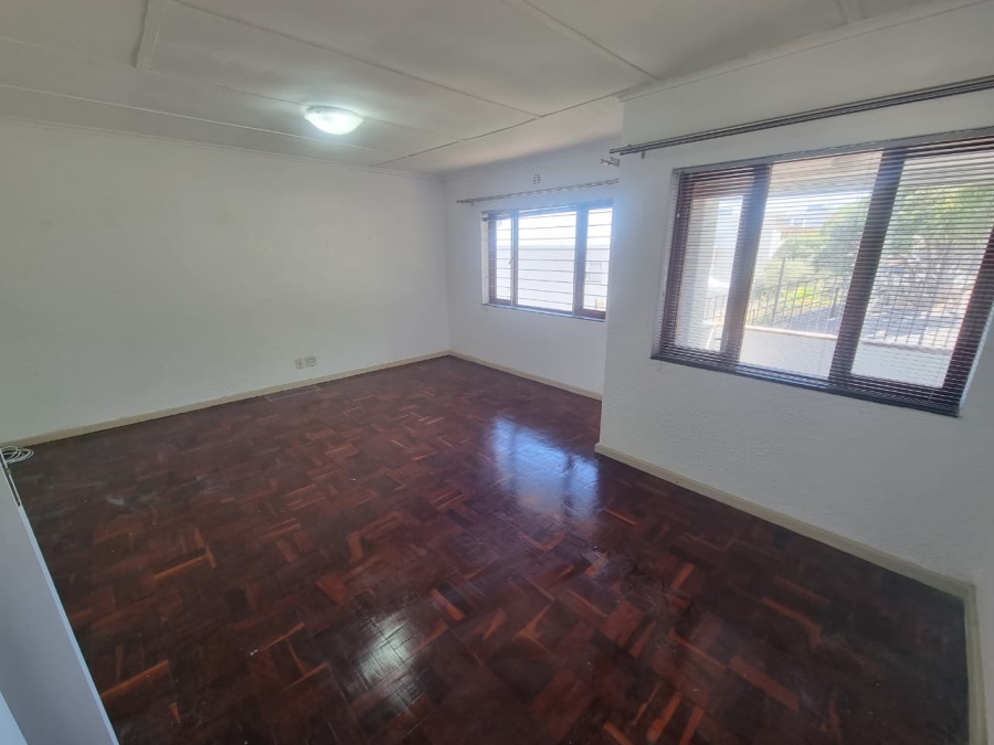 To Let 0 Bedroom Property for Rent in Sea Point Western Cape